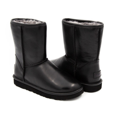 UGG Classic Short Leather Black