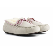 UGG Dakota Sand