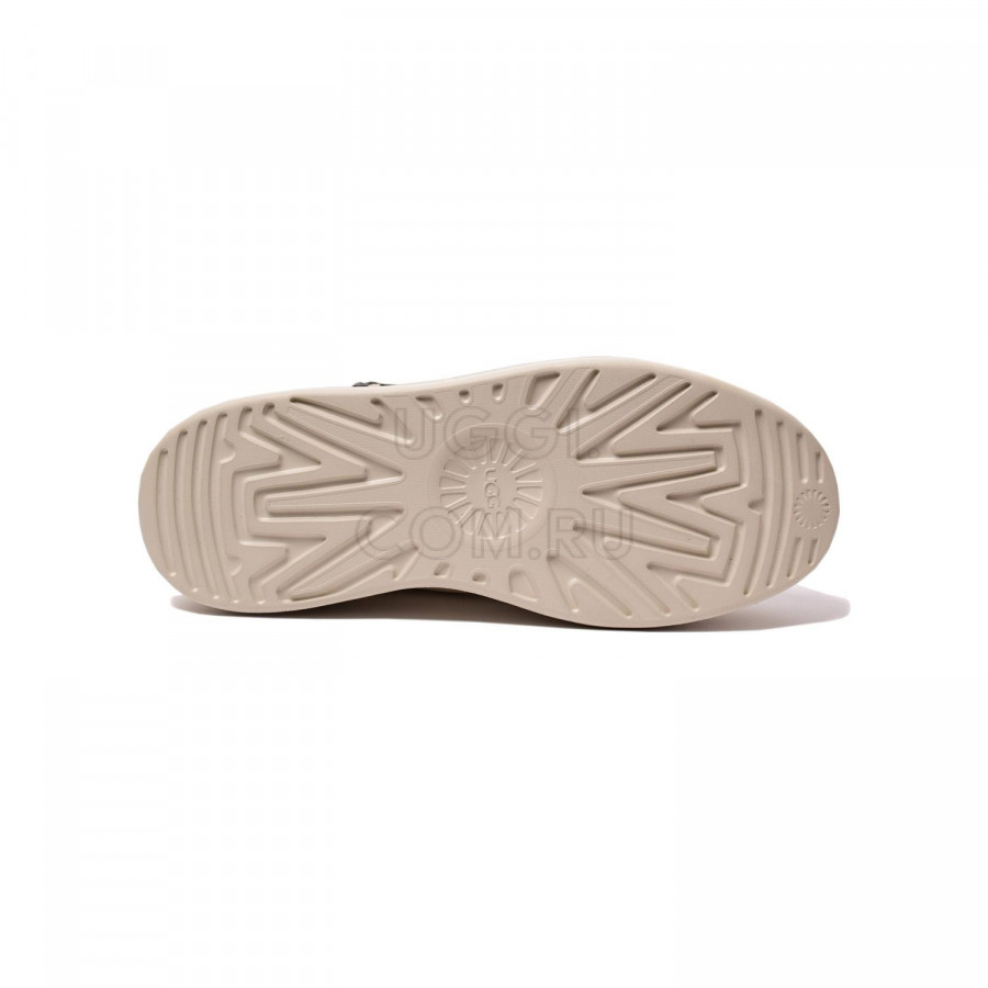 Женские UGG Boom Buckle Boot Chestnut