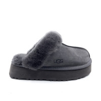 UGG Slippers Scuffette Platform Grey