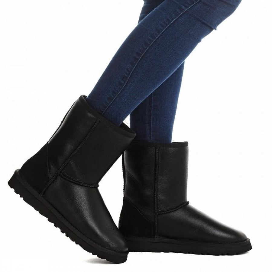 Женские UGG Classic Short Metallic Black