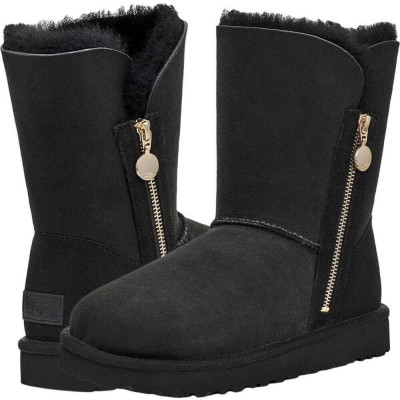 UGG Bailey Zip Short Black