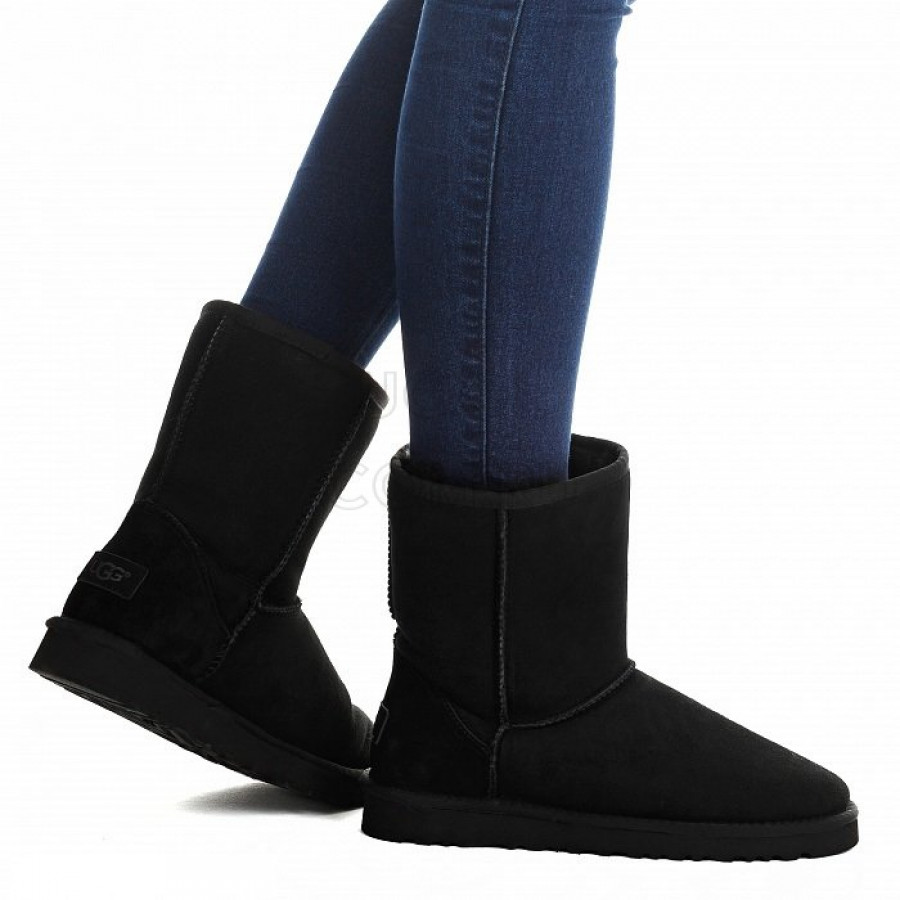 Женские UGG Classic Short II Black