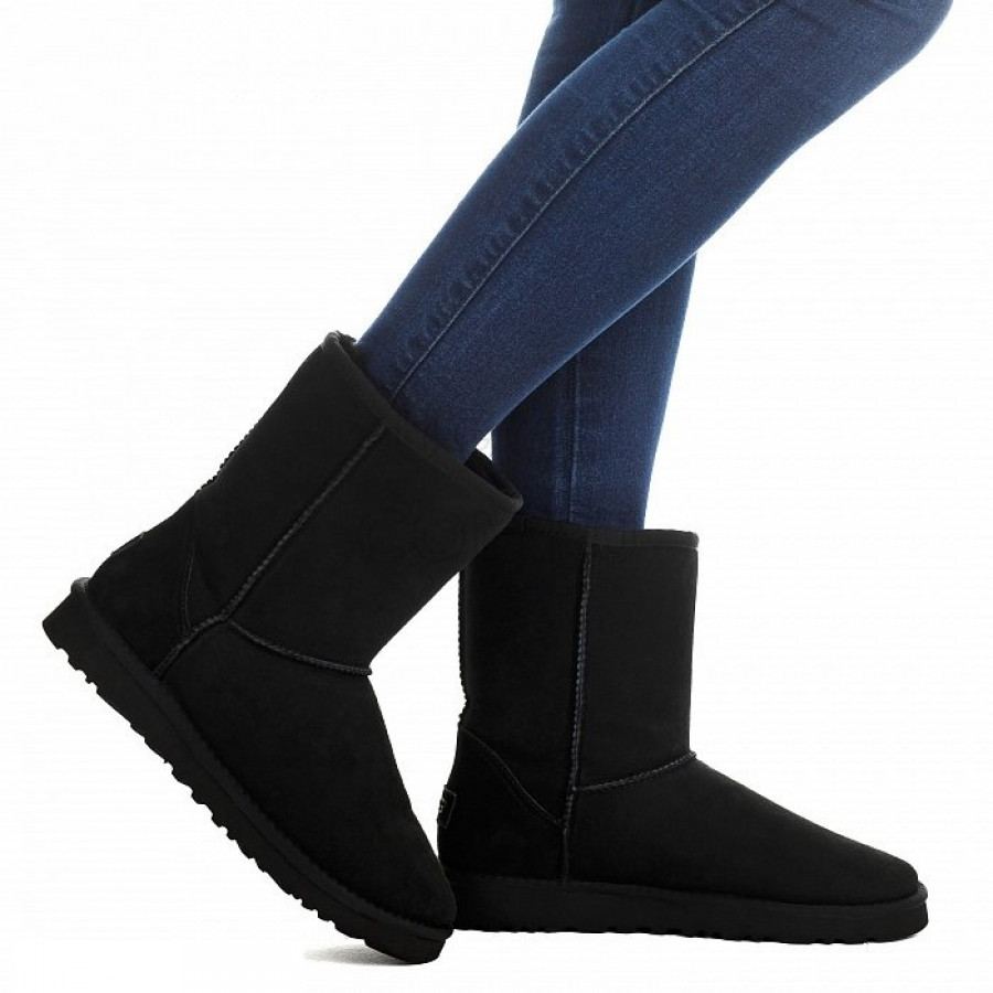 Женские UGG Classic Short II Black