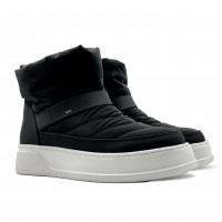 UGG Classic Mini Mascot Black