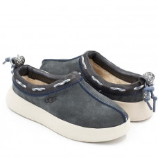 UGG Boom Slip-on Grey