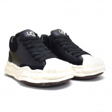 UGG Marin Black