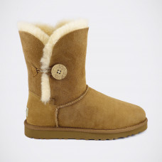 UGG Bailey Button Chestnut