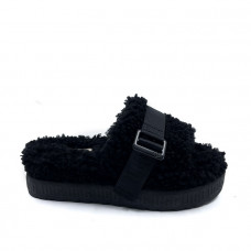 UGG Fluffita Black