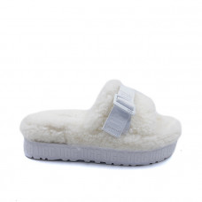 UGG Fluffita White