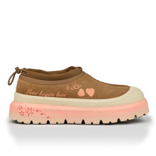 UGG Tasman Hybrid A-11