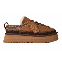 UGG Heritage Lace-Up Slipper Chestnut
